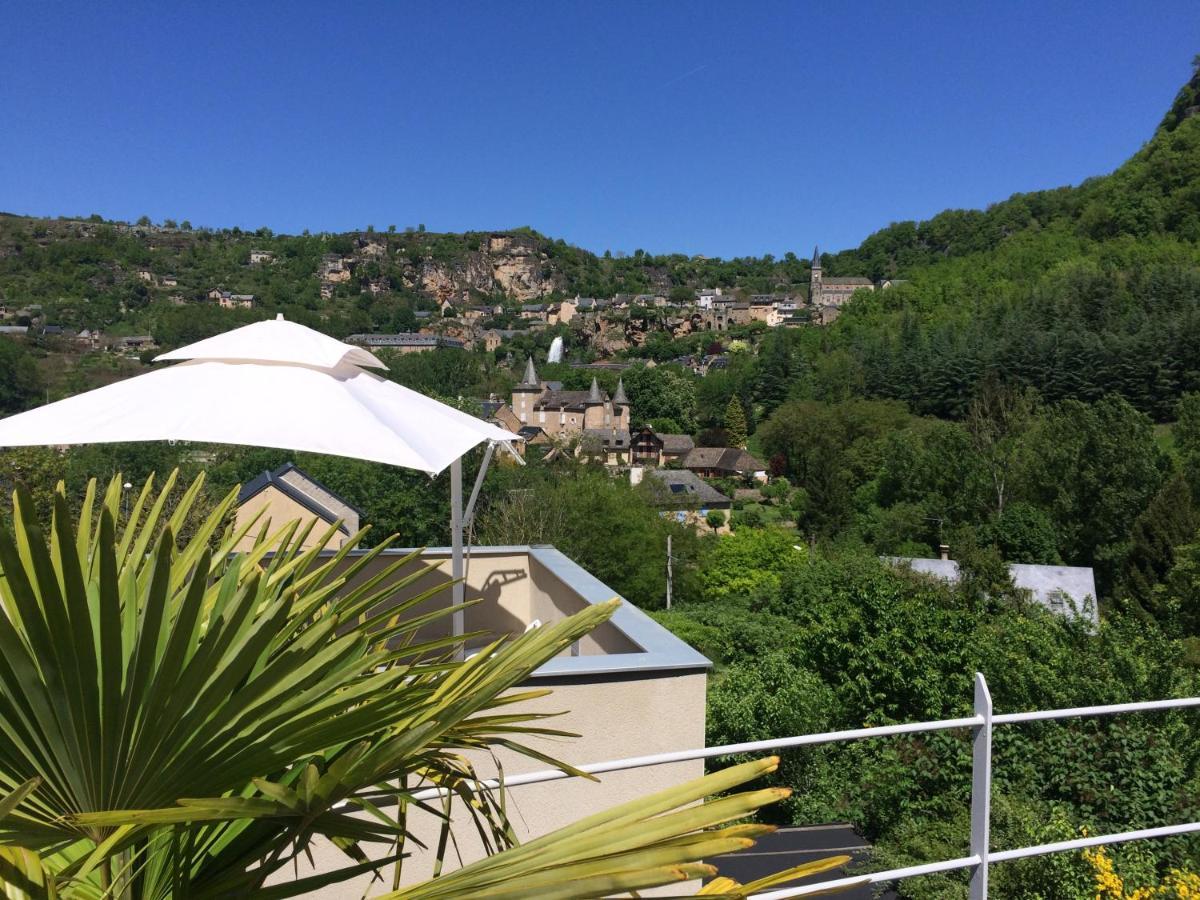 Bed and Breakfast La Desirade Salles-la-Source Exterior foto