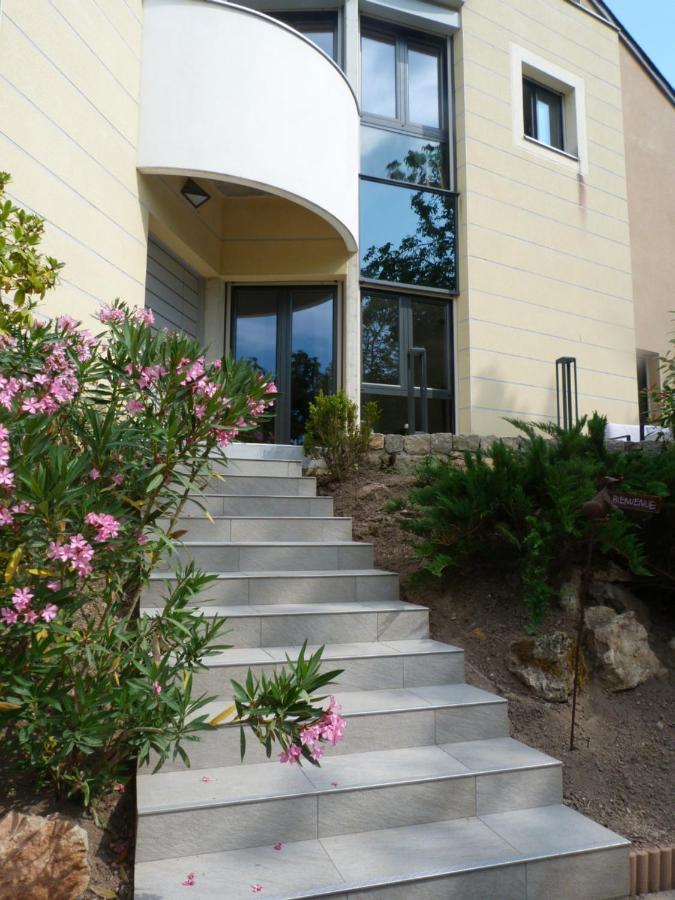 Bed and Breakfast La Desirade Salles-la-Source Exterior foto
